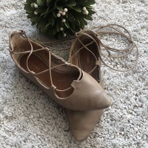 Lace- up Nude Flats